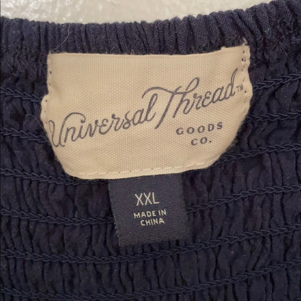 Dark blue button down - Picture 3 of 4